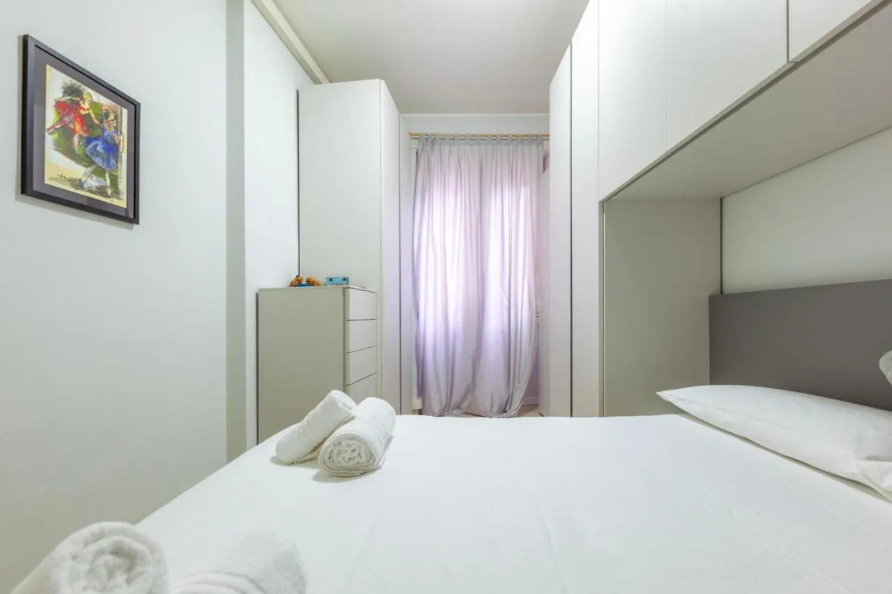 밀라노 Darsena Navigli Apt - 800 M Far From P.Ta Genova M2 아파트